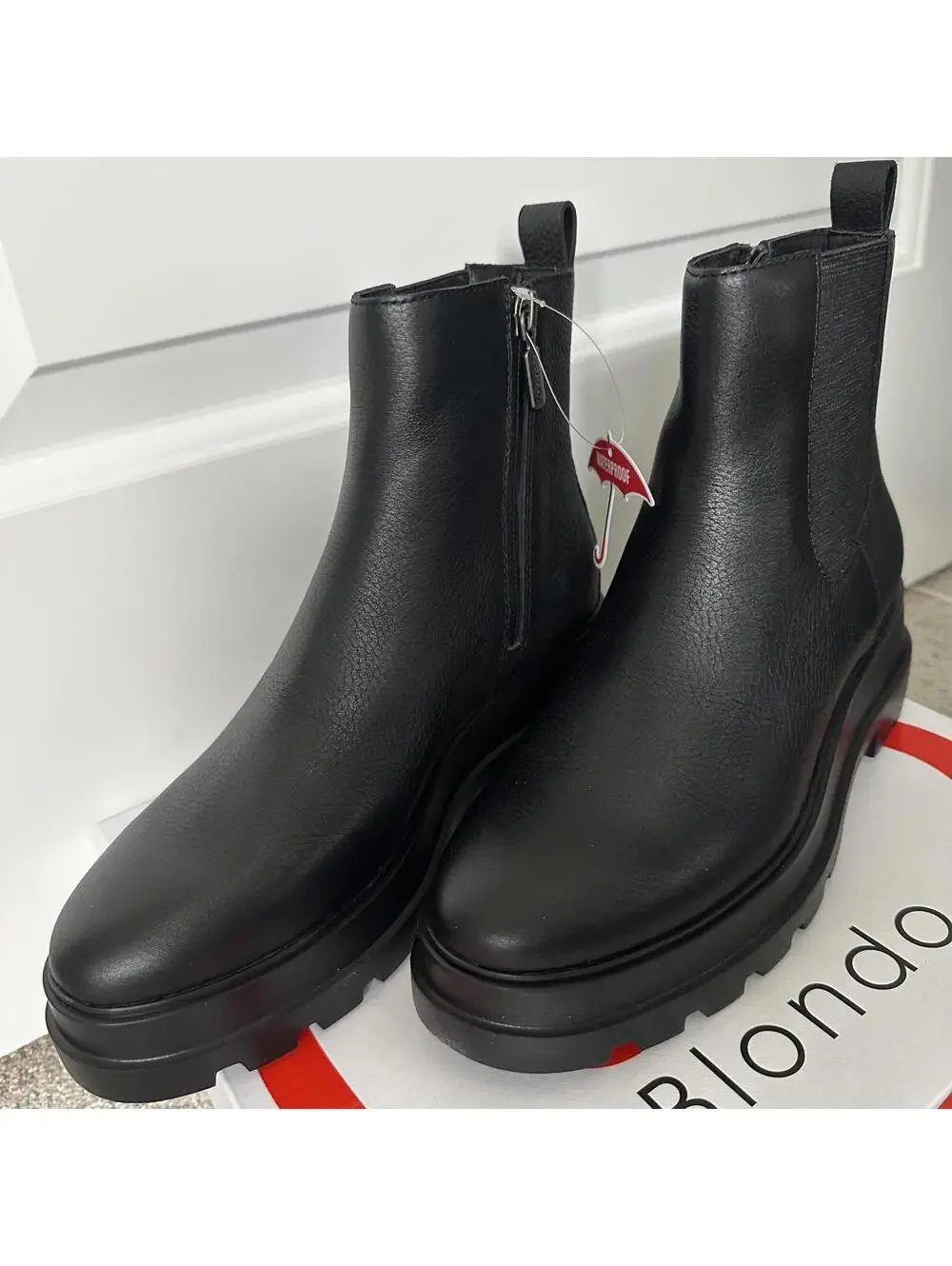 Blondo Jelina Waterproof Bootie Black Leather NIB Size 7